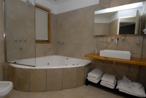 Baño con hidromasaje en hotel Cerro Catedral